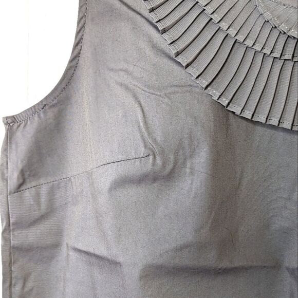 Mossimo Grey Green Stretch Cotton Pleated Trim Sleeveless Tank Top size L - Picture 4 of 10